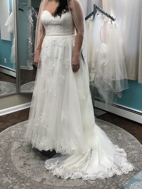 Stella York Ivory Lace A-Line Wedding Gown